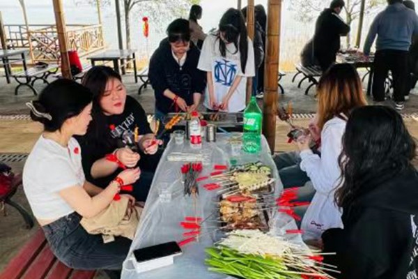 高考复读培训机构_高考复读培训学校_教育机构高考复读